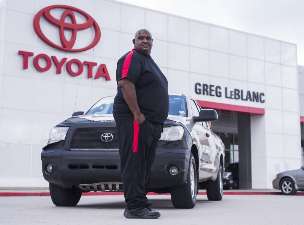 US Toyota customer Victor Sheppard was so satisfied with the reliability of his 2007 Toyota Tundra that even after he had safely driven one million miles (1,609,344 kilometres), he kept driving it.