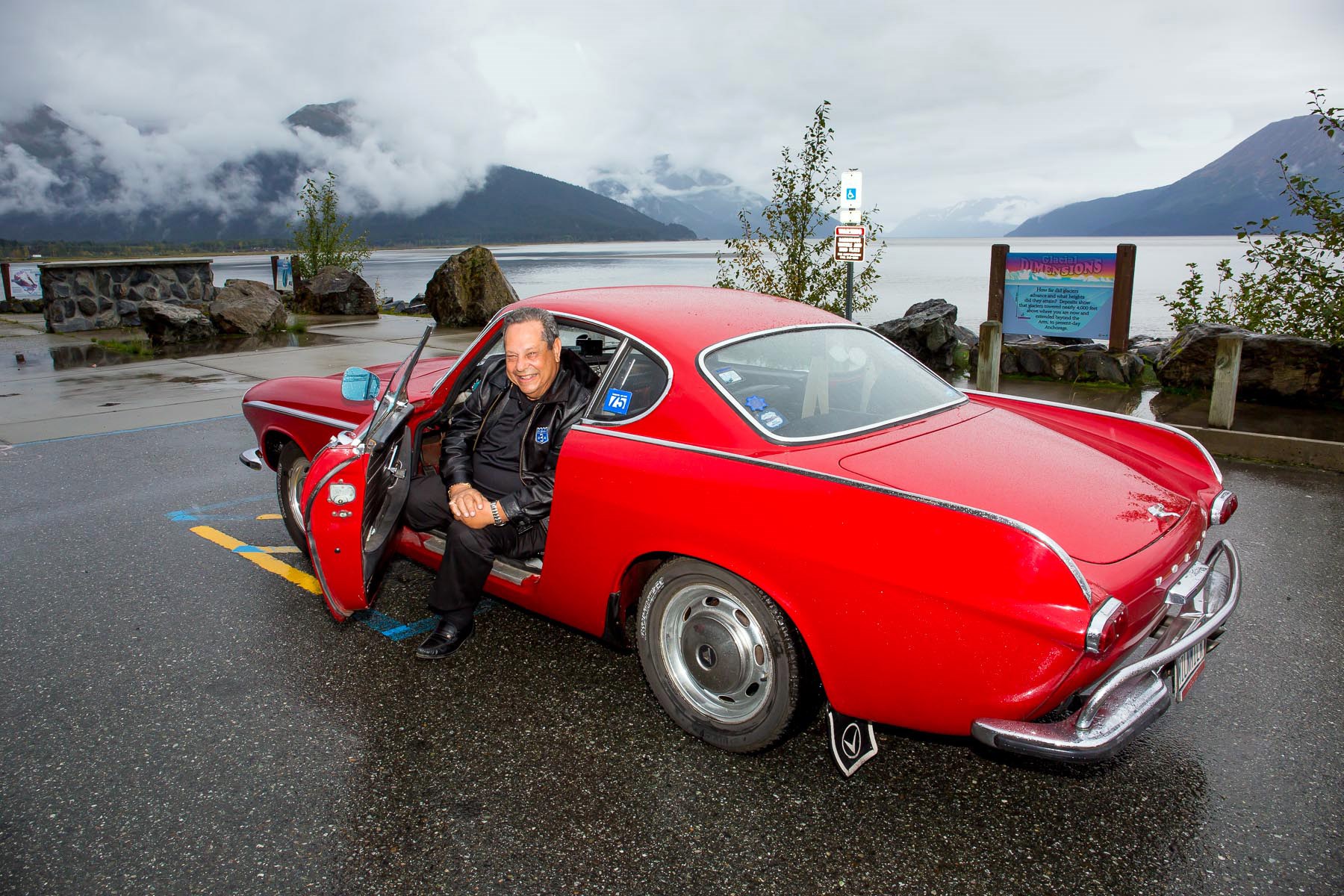 Irvin Gordon and his Volvo P1800S have covered five million kilometres thanks to genuine parts and authorised servicing.